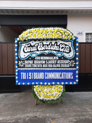 Papan Bunga Duka di Kesambi
